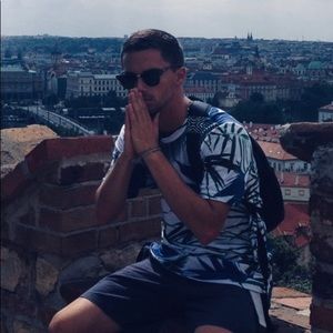 Meet your Posher, Colin